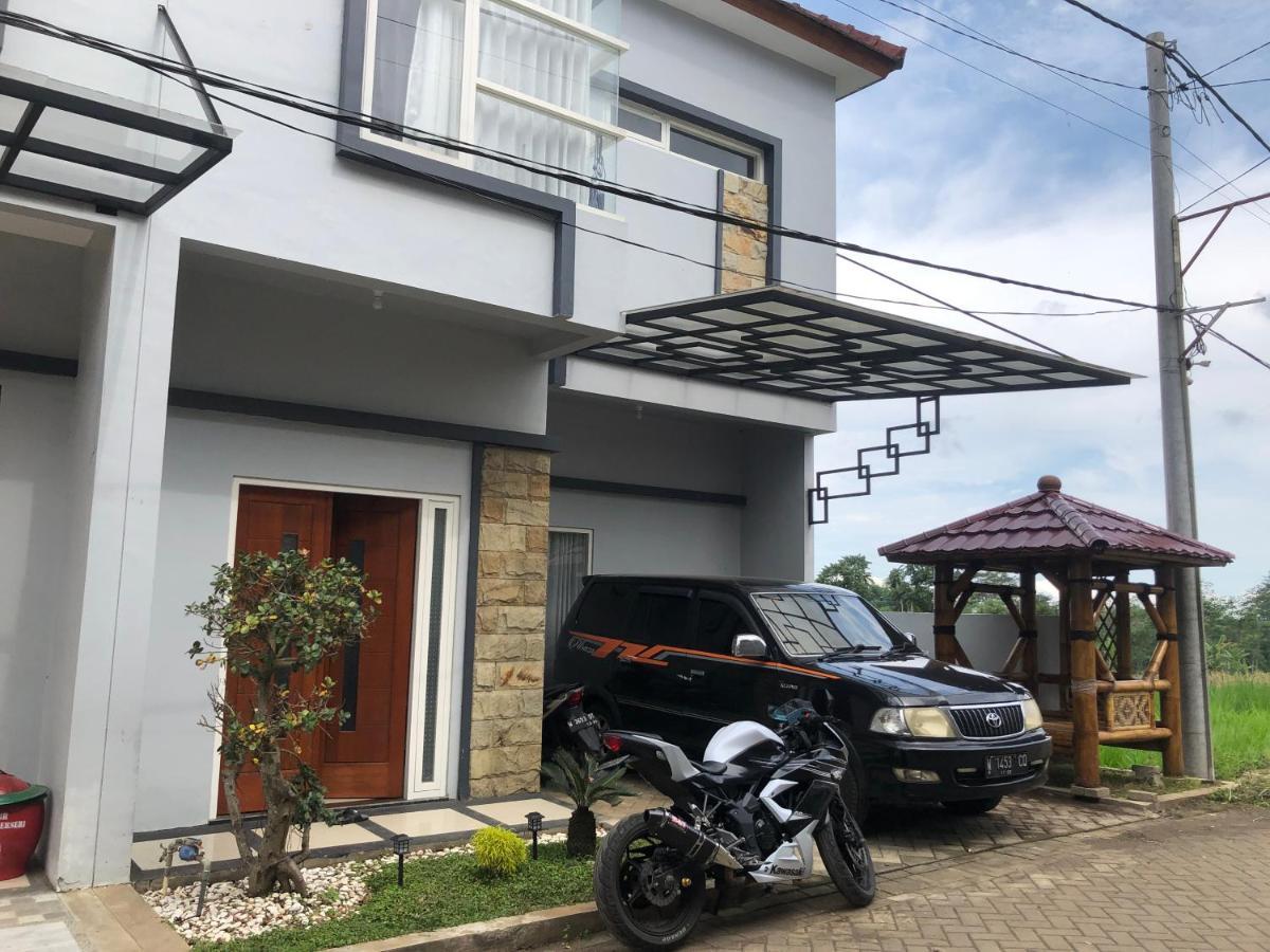 Villa Alraza Tlekung Dış mekan fotoğraf